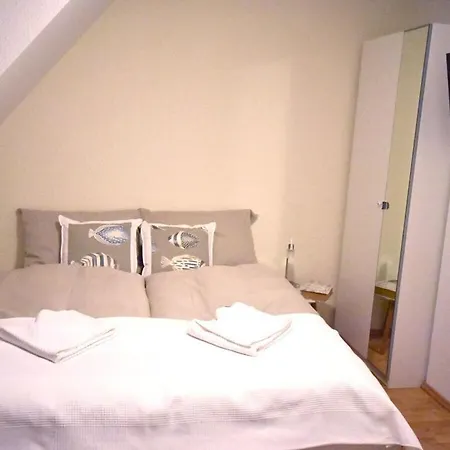 Holiday Home In Zingst With Swimming Pool Nyaraló Zingst